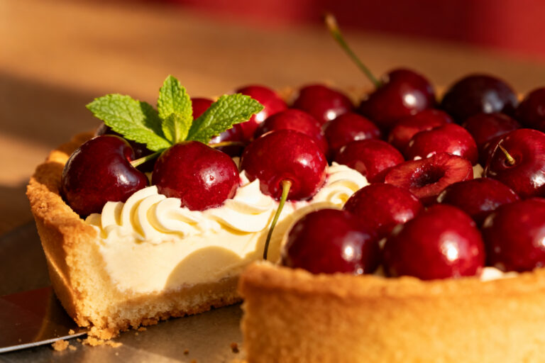 Cherry Delight Dessert – A Cool, Creamy No-Bake Favorite